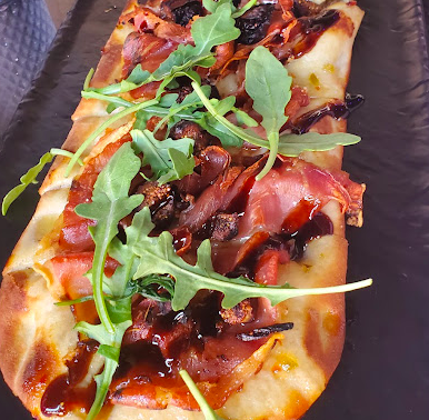 Imperium Food & Wine signature dishes Ahi Tuna Tartare
Ying Yang Wrap
Smoked Salmon Flatbread